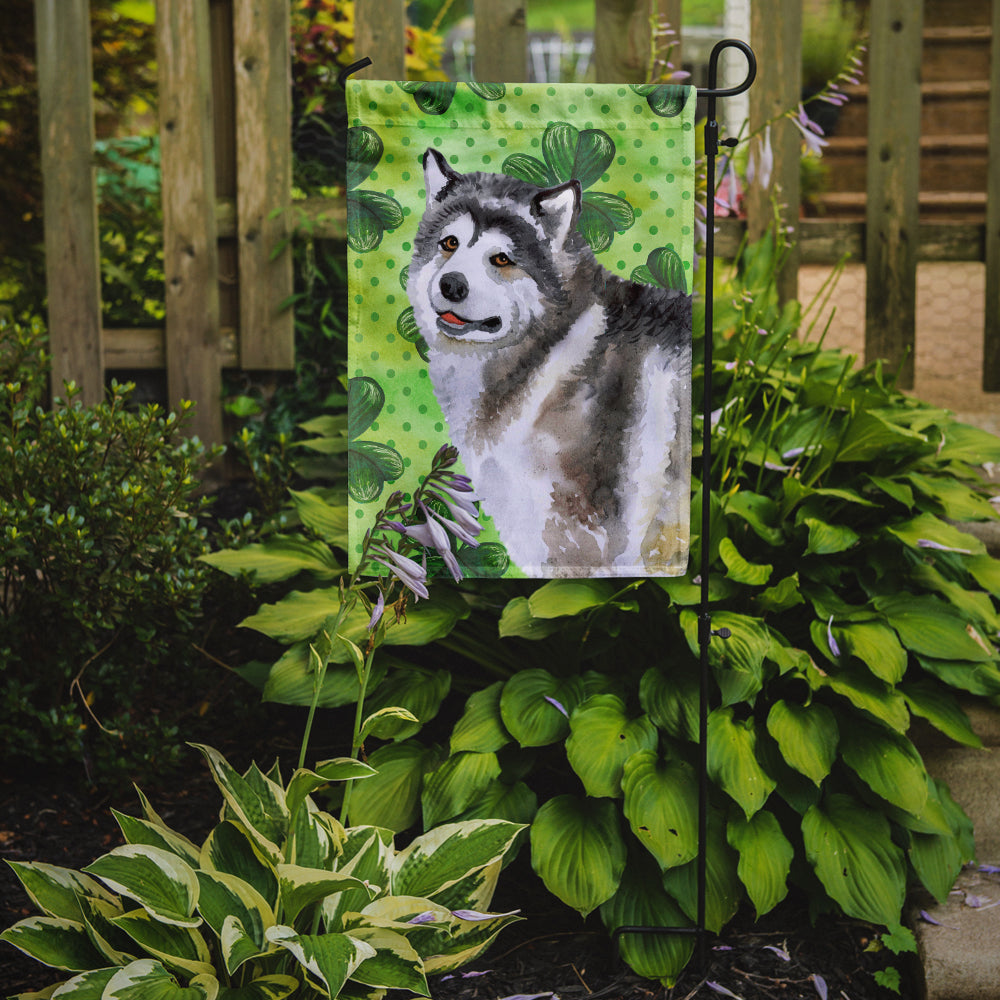 Alaskan Malamute St Patrick's Garden Flag Mailbox Decorative Yard Banner Outside Patio Artwork for Flower Beds, Garden Size, Multicolor