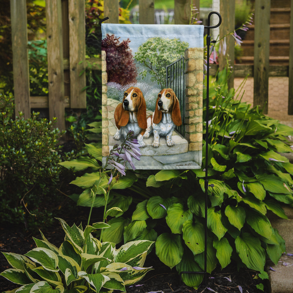 Basset Hounds in the Gate Garden Flag Mailbox Decorative Yard Banner Outside Patio Artwork for Flower Beds, Garden Size, Multicolor