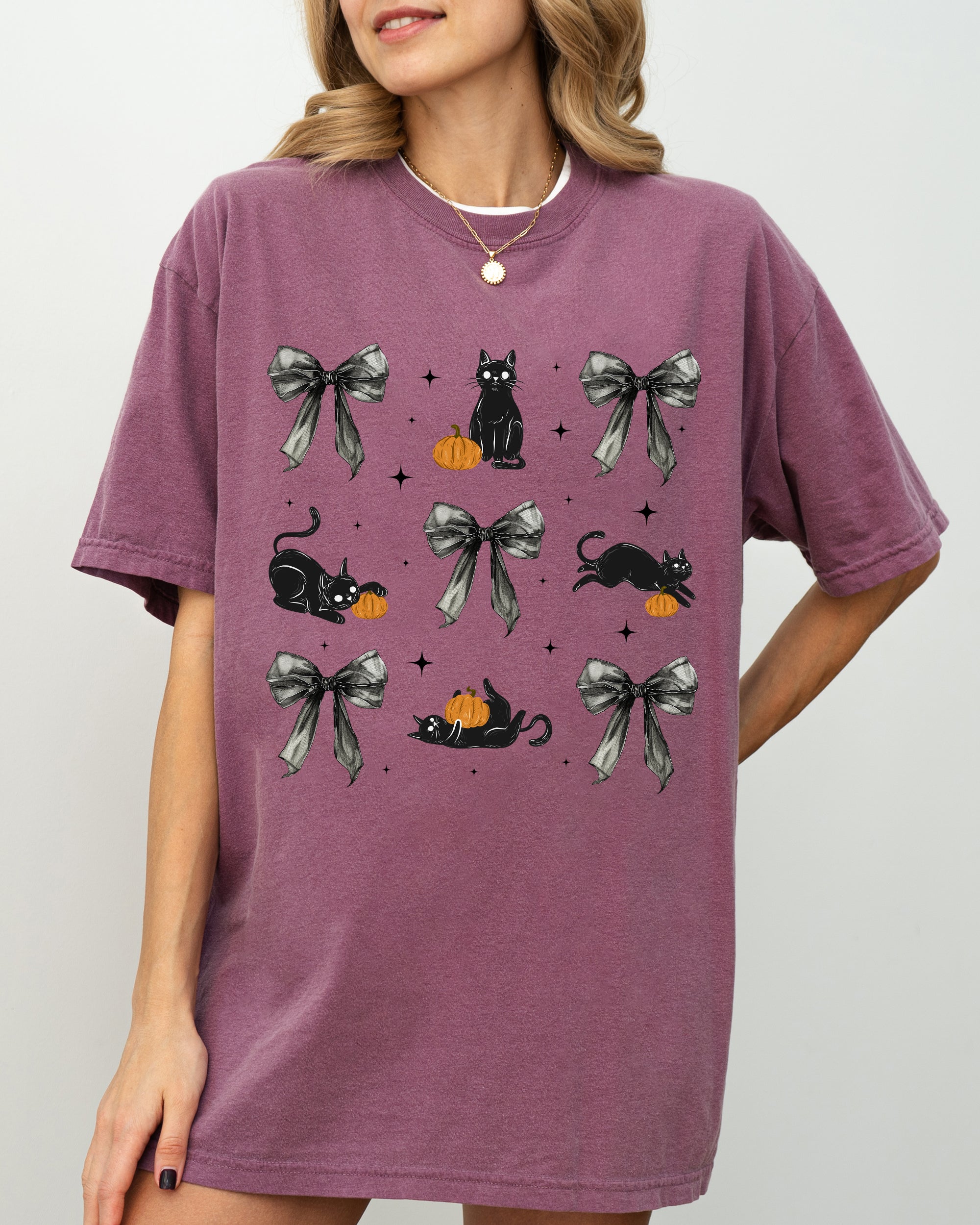 Black Cat Coquette Ribbons And Bows Halloween Autumn Vintage Edition Comfort Colors Tee