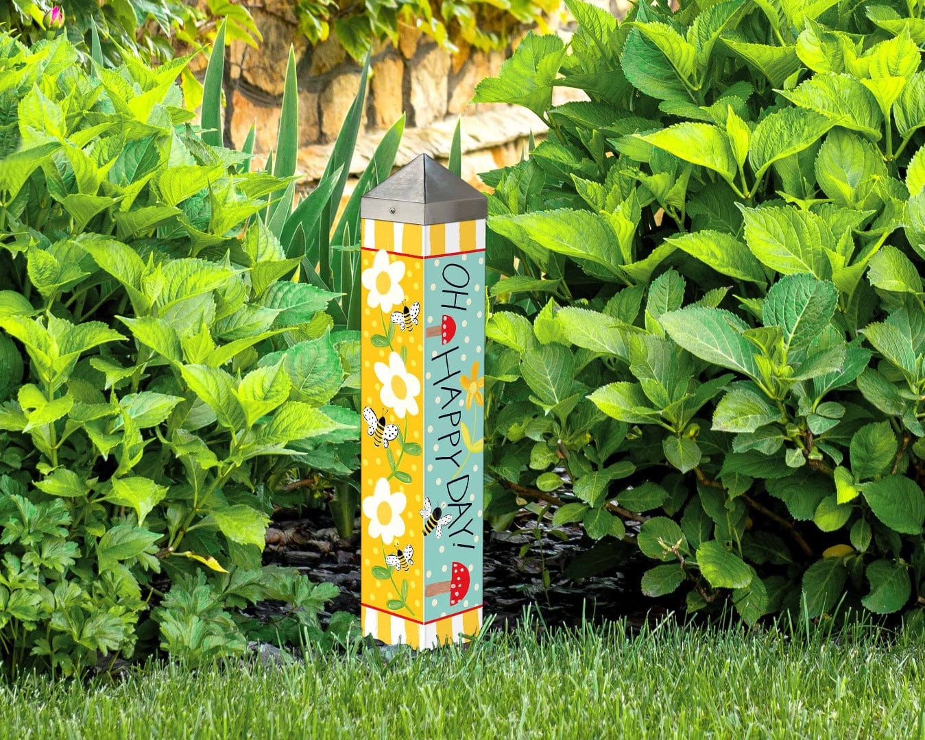 Bumbly Bees Art Pole 20 Inches Tall