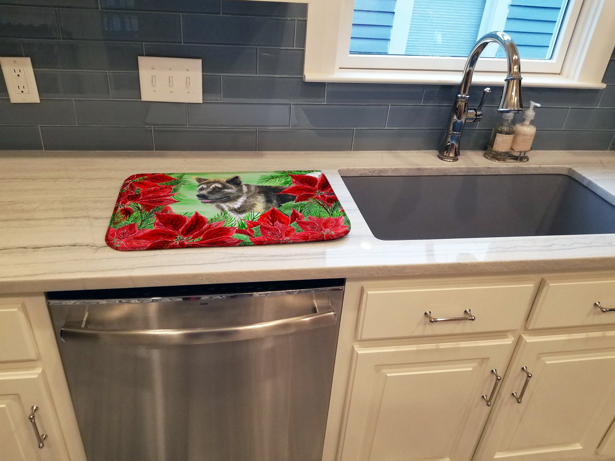 American Akita Poinsettas Dish Drying Mat Absorbent Dish Drying Mat Pad for Kitchen Counter Dish Drainer Mat for Countertop, 14 x 21", Multicolor