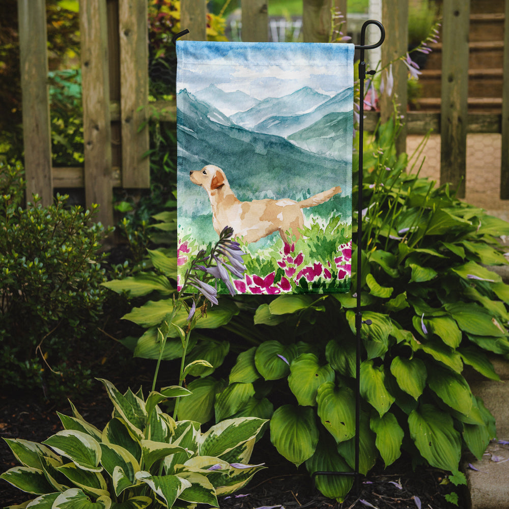 Mountian Flowers Yellow Labrador Garden Flag Mailbox Decorative Yard Banner Outside Patio Artwork for Flower Beds, Garden Size, Multicolor