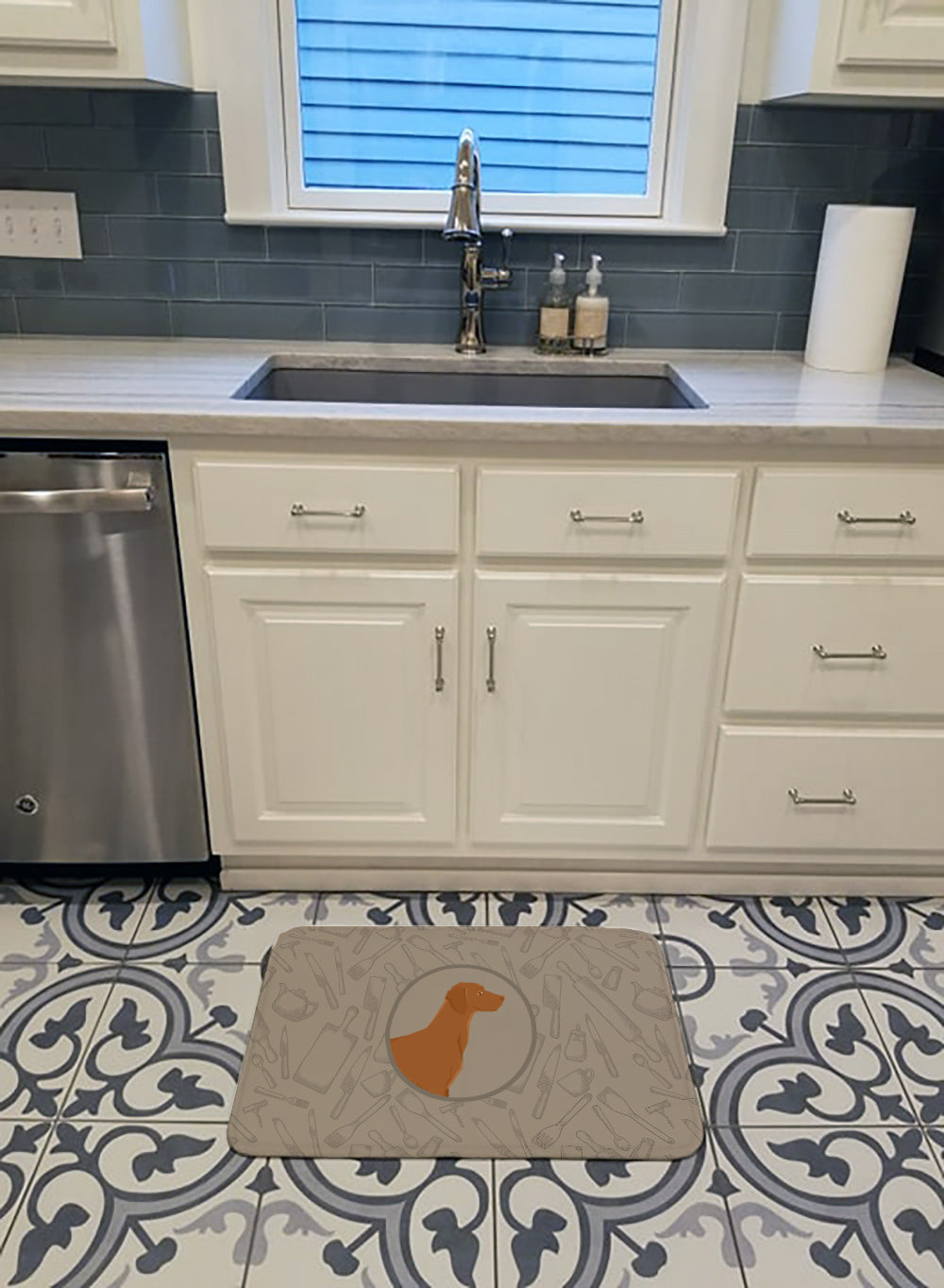 Vizsla In the Kitchen Memory Foam Kitchen Mat Machine Washable Anti-Fatigue Cushion Comfort Bath or Kitchen Rug
