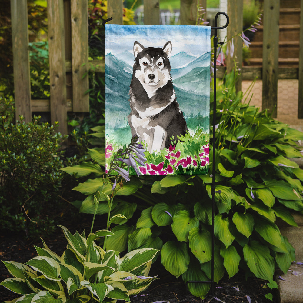 Mountain Flowers Alaskan Malamute Garden Flag Mailbox Decorative Yard Banner Outside Patio Artwork for Flower Beds, Garden Size, Multicolor