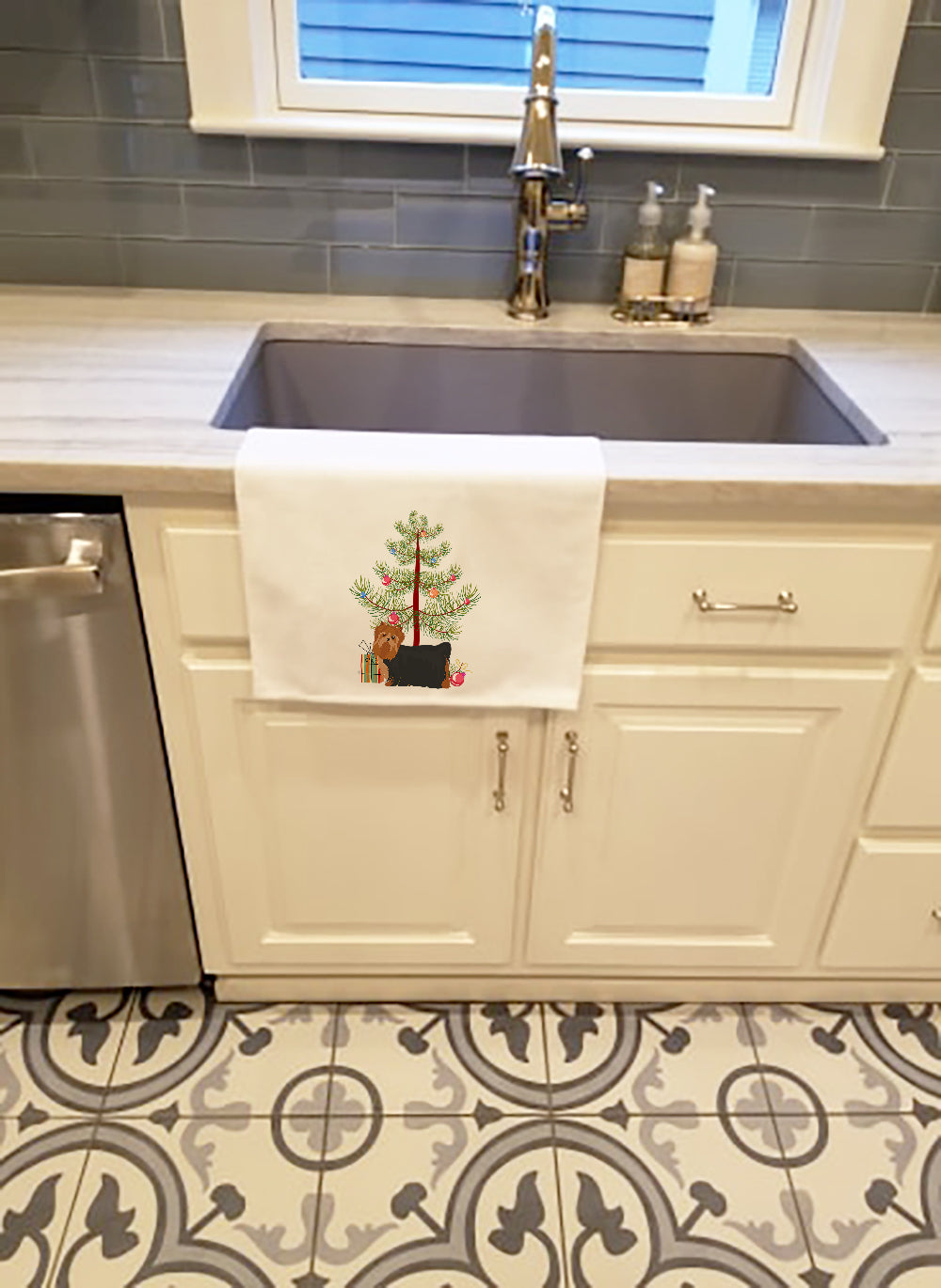 Yorkshire Terrier Christmas Tree Kitchen Towel Set of 2 White Dish Towels Decorative Bathroom Hand towel for Hand, Face, Hair, Yoga, Tea, Dishcloth, 19 X 28", White