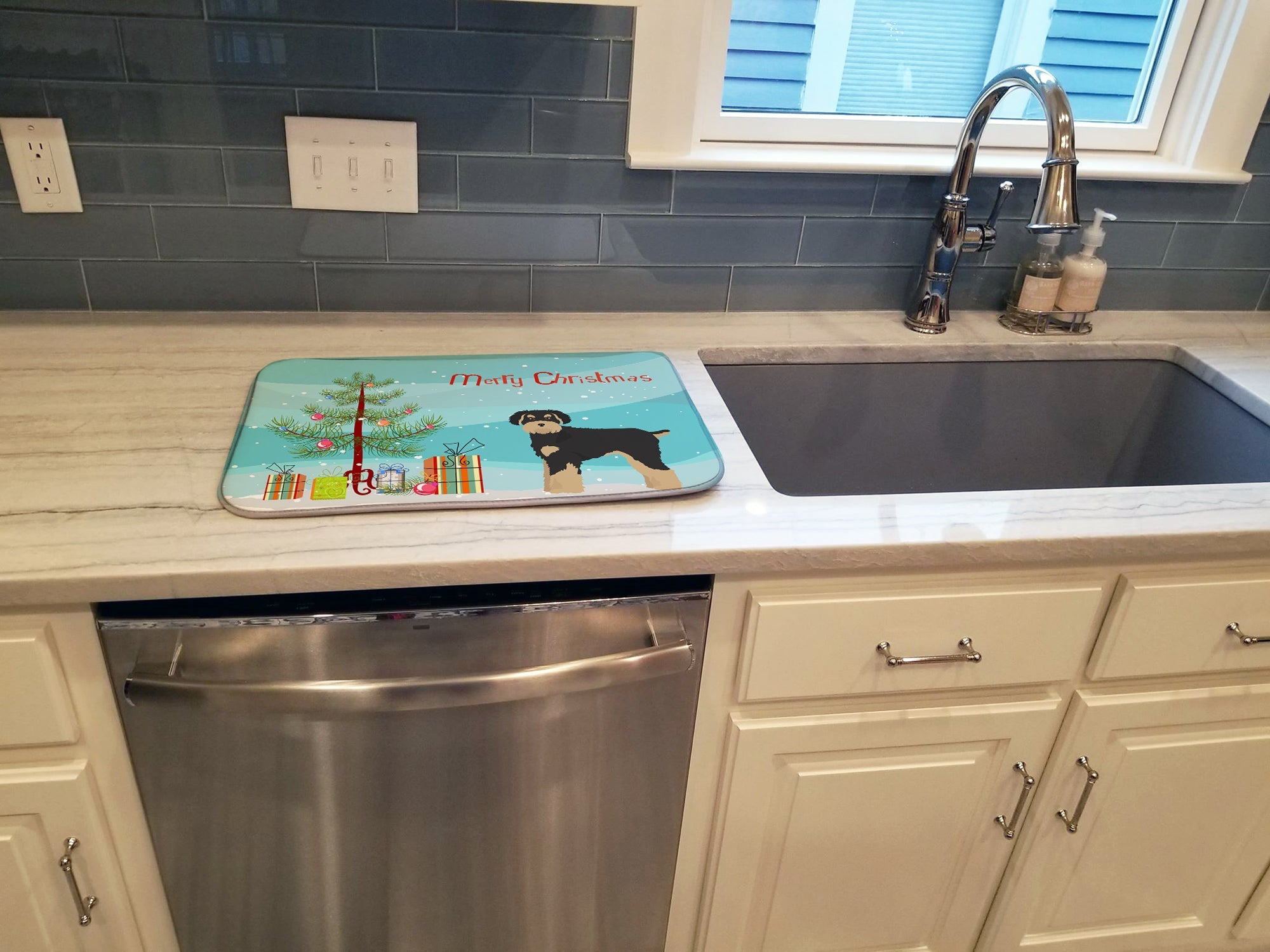 Schnoodle Christmas Tree Dish Drying Mat Absorbent Dish Drying Mat Pad for Kitchen Counter Dish Drainer Mat for Countertop, 14 x 21", Multicolor