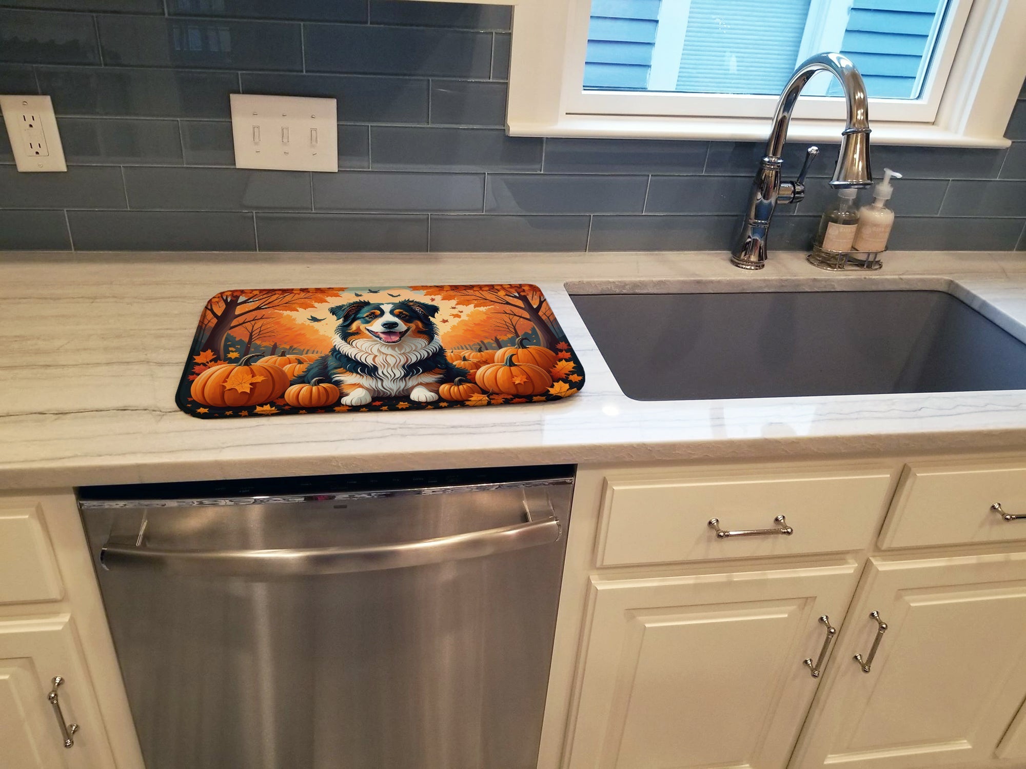 Australian Shepherd Terrier Fall Dish Drying Mat Absorbent Dish Drying Mat Pad for Kitchen Counter Dish Drainer Mat for Countertop, 14 x 21", Multicolor