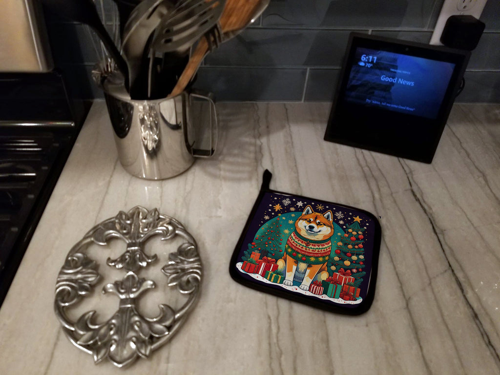 Akita Christmas Pot Holder Set of 2 Heat Resistant Quilted Hot Pads 7.5 x 7.5 Inch, Insulated Kitchen Trivets for Cooking & Baking