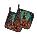 Belgian Malinois Christmas Pot Holder Set of 2 Heat Resistant Quilted Hot Pads 7.5 x 7.5 Inch, Insulated Kitchen Trivets for Cooking & Baking