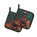 Miniature Pinscher Christmas Pot Holder Set of 2 Heat Resistant Quilted Hot Pads 7.5 x 7.5 Inch, Insulated Kitchen Trivets for Cooking & Baking