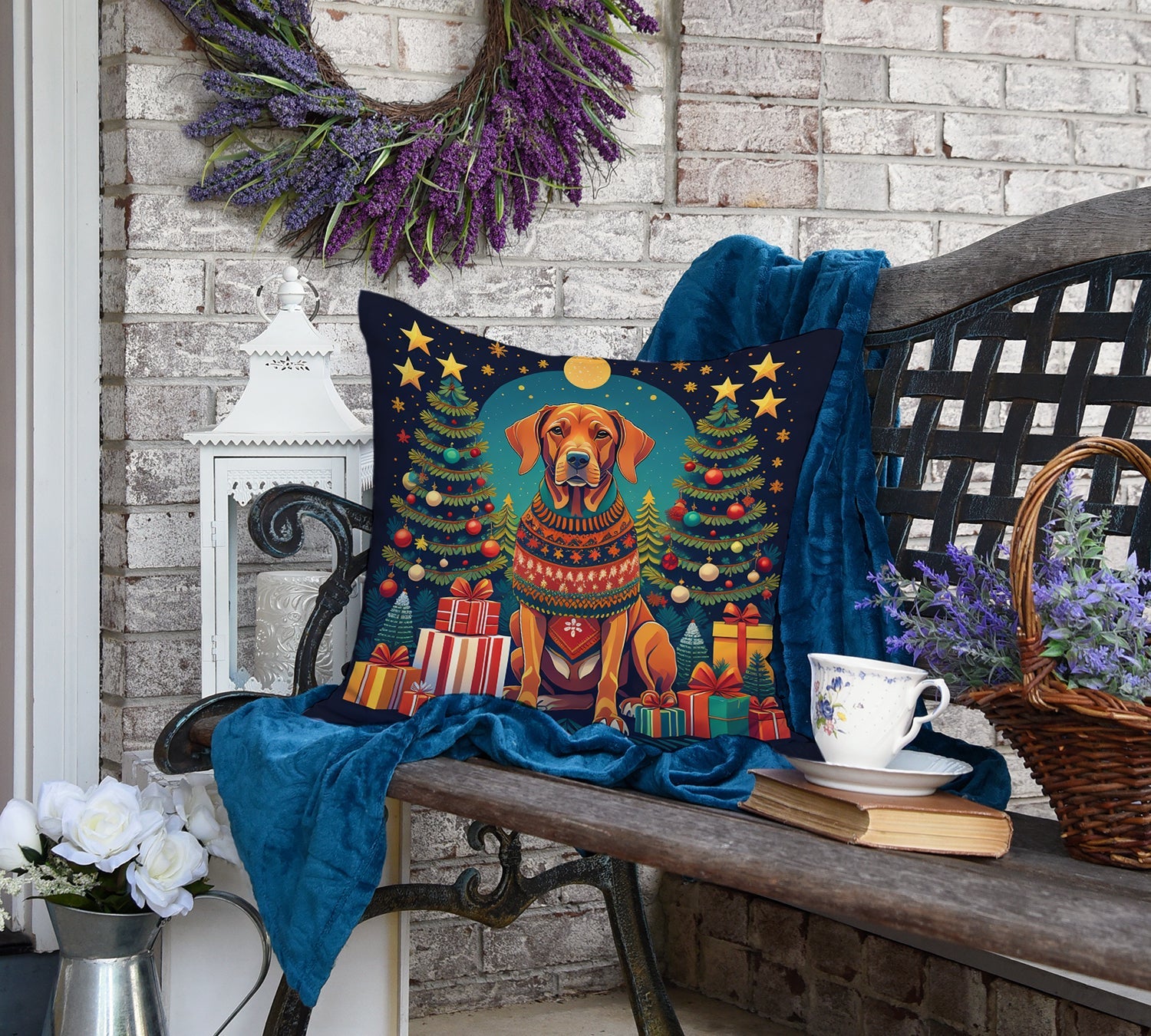 Vizsla Christmas Decorative Throw Pillow 18x18 Indoor Outdoor Accent Cushion, Fabric Cover with Insert for Sofa, Bed, Porch & Living Room