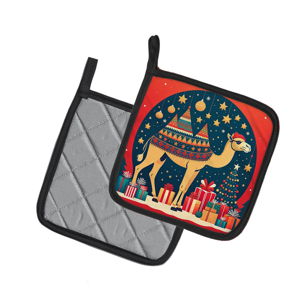 Camel Christmas Pot Holder Set of 2 Heat Resistant Quilted Hot Pads 7.5 x 7.5 Inch, Insulated Kitchen Trivets for Cooking & Baking