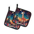 Giraffe Christmas Pot Holder Set of 2 Heat Resistant Quilted Hot Pads 7.5 x 7.5 Inch, Insulated Kitchen Trivets for Cooking & Baking