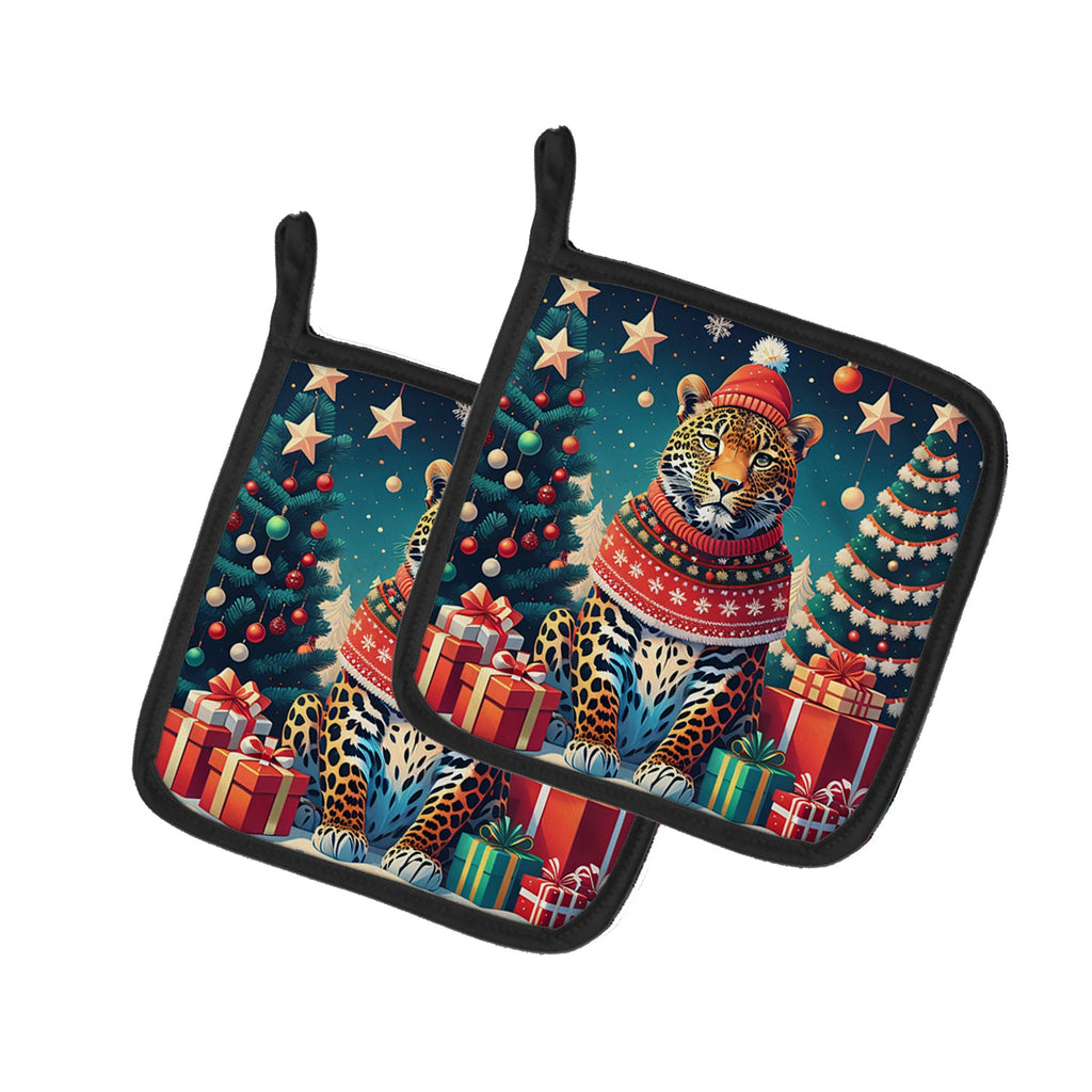 Leopard Christmas Pot Holder Set of 2 Heat Resistant Quilted Hot Pads 7.5 x 7.5 Inch, Insulated Kitchen Trivets for Cooking & Baking