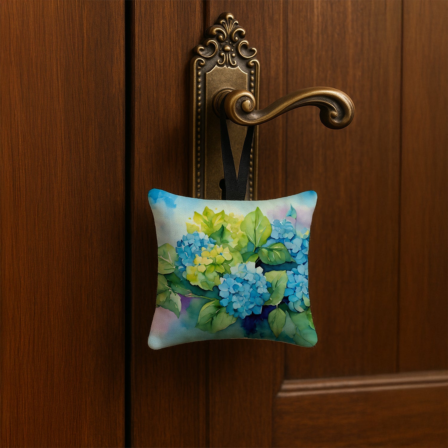 Hydrangeas in Watercolor Hanging Square Fabric Ornament 3.5 × 3.5 Decorative Door-Knob & Tree Hanger, Soft Fabric