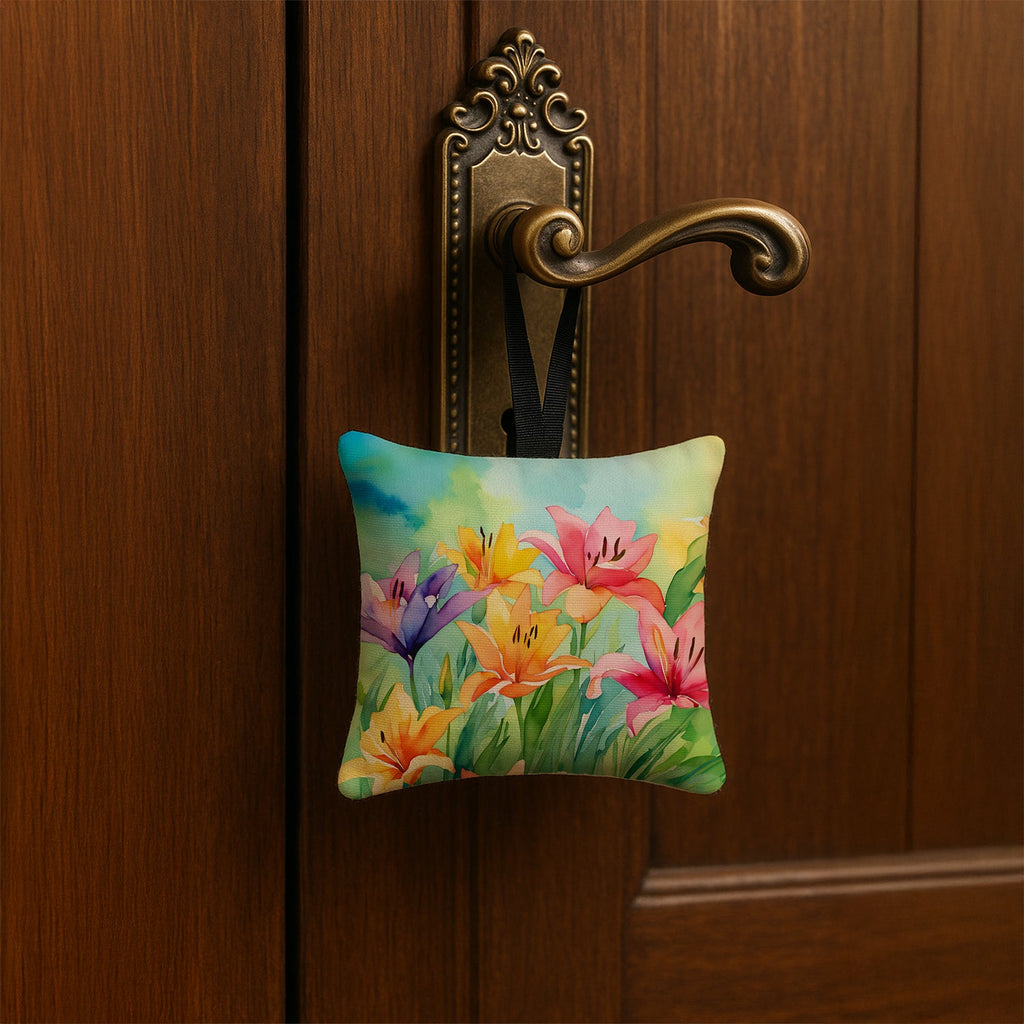 Lilies in Watercolor Hanging Square Fabric Ornament 3.5 × 3.5 Decorative Door-Knob & Tree Hanger, Soft Fabric