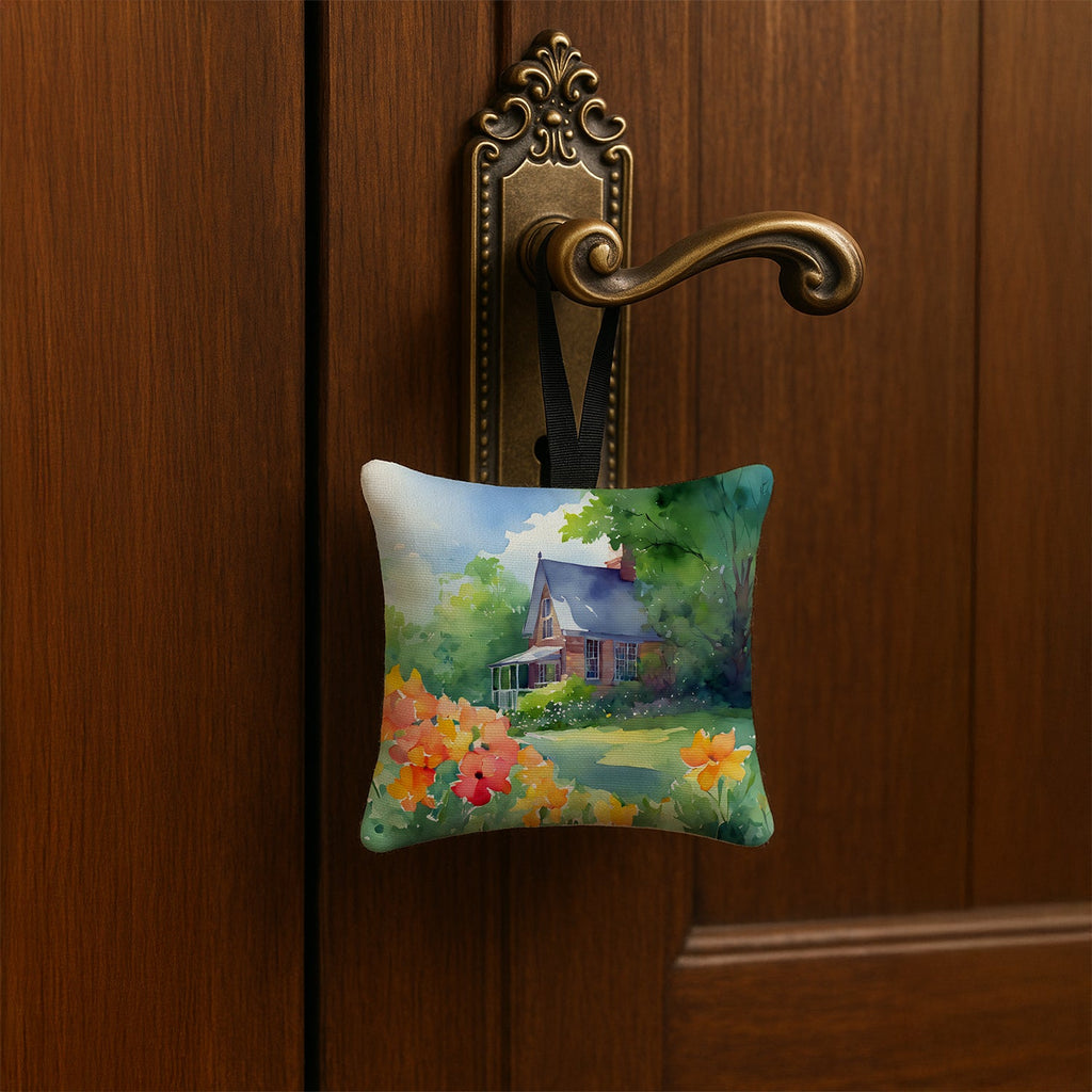 Massachusetts Mayflowers in Watercolor Hanging Square Fabric Ornament 3.5 × 3.5 Decorative Door-Knob & Tree Hanger, Soft Fabric