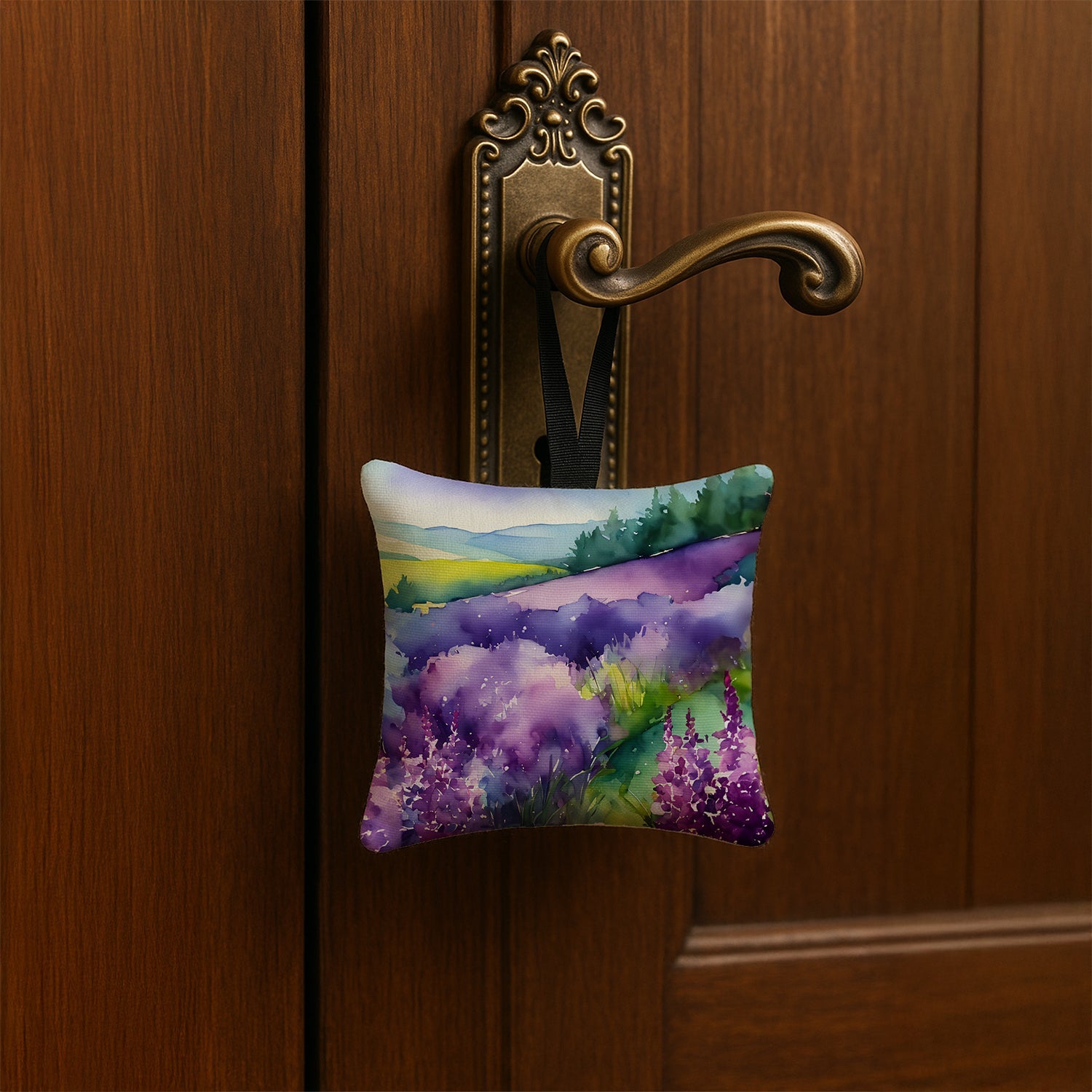 New Hampshire Purple Lilac in Watercolor Hanging Square Fabric Ornament 3.5 × 3.5 Decorative Door-Knob & Tree Hanger, Soft Fabric