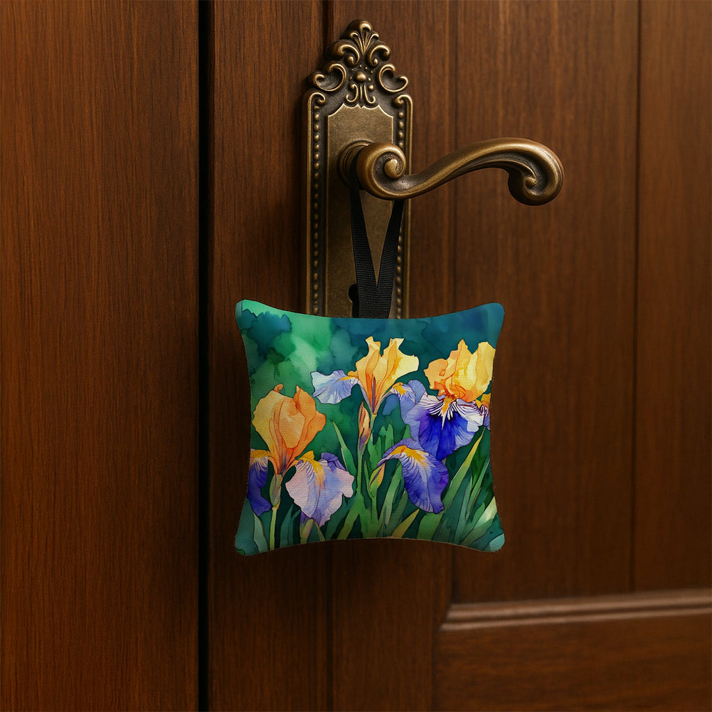Tennessee Iris in Watercolor Hanging Square Fabric Ornament 3.5 × 3.5 Decorative Door-Knob & Tree Hanger, Soft Fabric