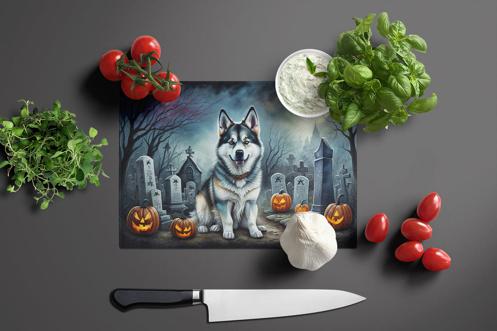 Alaskan Malamute Spooky Halloween Cutting Board Tempered Glass Kitchen Cutting Surface, Heat Resistant Chopping, Non-Slip Feet, Food Prep & Serving