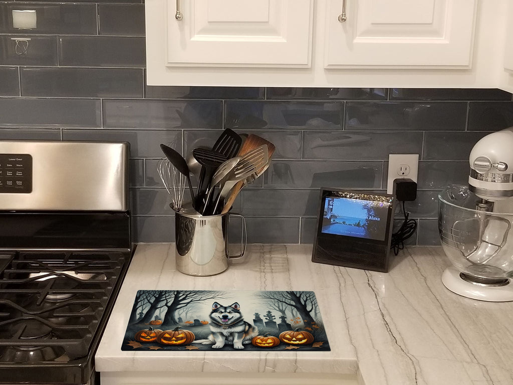 Alaskan Malamute Spooky Halloween Cutting Board Tempered Glass Kitchen Cutting Surface, Heat Resistant Chopping, Non-Slip Feet, Food Prep & Serving