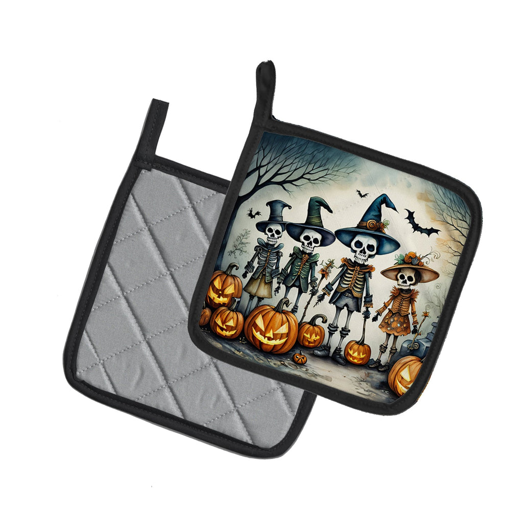Calacas Skeletons Spooky Halloween Pot Holder Set of 2 Heat Resistant Quilted Hot Pads 7.5 x 7.5 Inch, Insulated Kitchen Trivets for Cooking & Baking