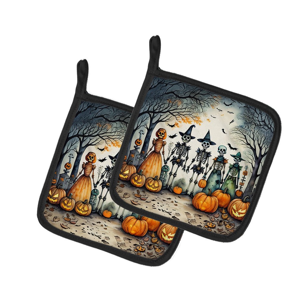 Calacas Skeletons Spooky Halloween Pot Holder Set of 2 Heat Resistant Quilted Hot Pads 7.5 x 7.5 Inch, Insulated Kitchen Trivets for Cooking & Baking