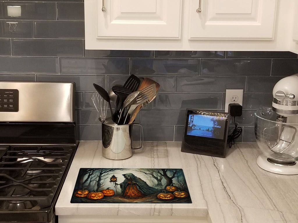 The Weeping Woman Spooky Halloween Cutting Board Tempered Glass Kitchen Cutting Surface, Heat Resistant Chopping, Non-Slip Feet, Food Prep & Serving