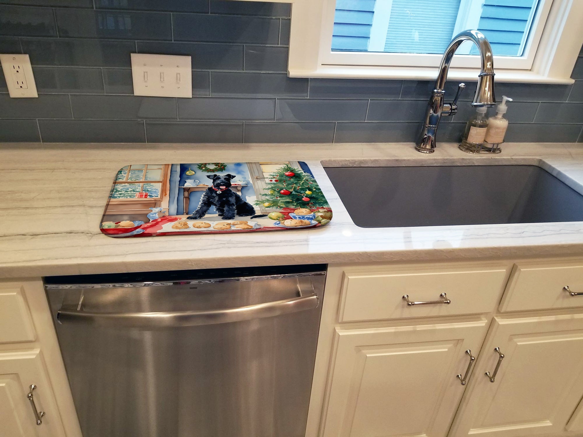 Kerry Blue Terrier Christmas Cookies Dish Drying Mat Absorbent Dish Drying Mat Pad for Kitchen Counter Dish Drainer Mat for Countertop, 14 x 21", Multicolor