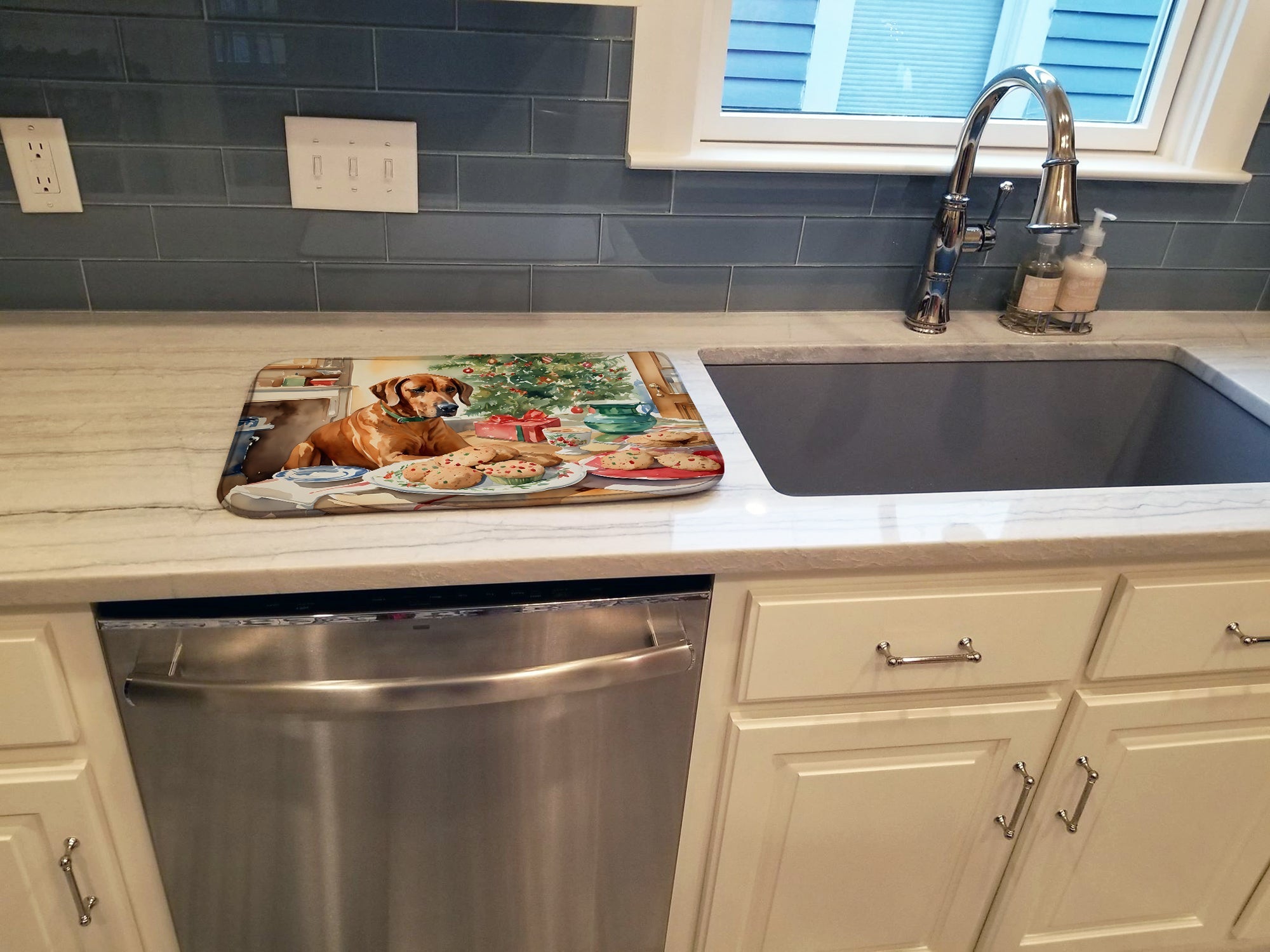Rhodesian Ridgeback Christmas Cookies Dish Drying Mat Absorbent Dish Drying Mat Pad for Kitchen Counter Dish Drainer Mat for Countertop, 14 x 21", Multicolor