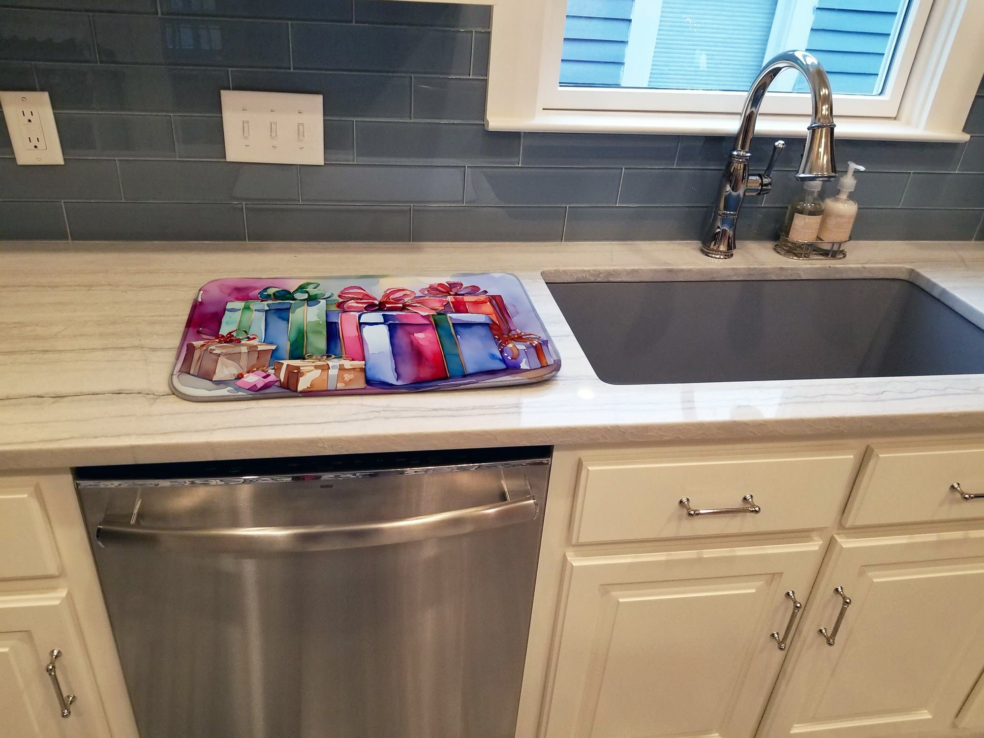 Colorful Christmas Gift Boxes Watercolor Dish Drying Mat Absorbent Dish Drying Mat Pad for Kitchen Counter Dish Drainer Mat for Countertop, 14 x 21", Multicolor