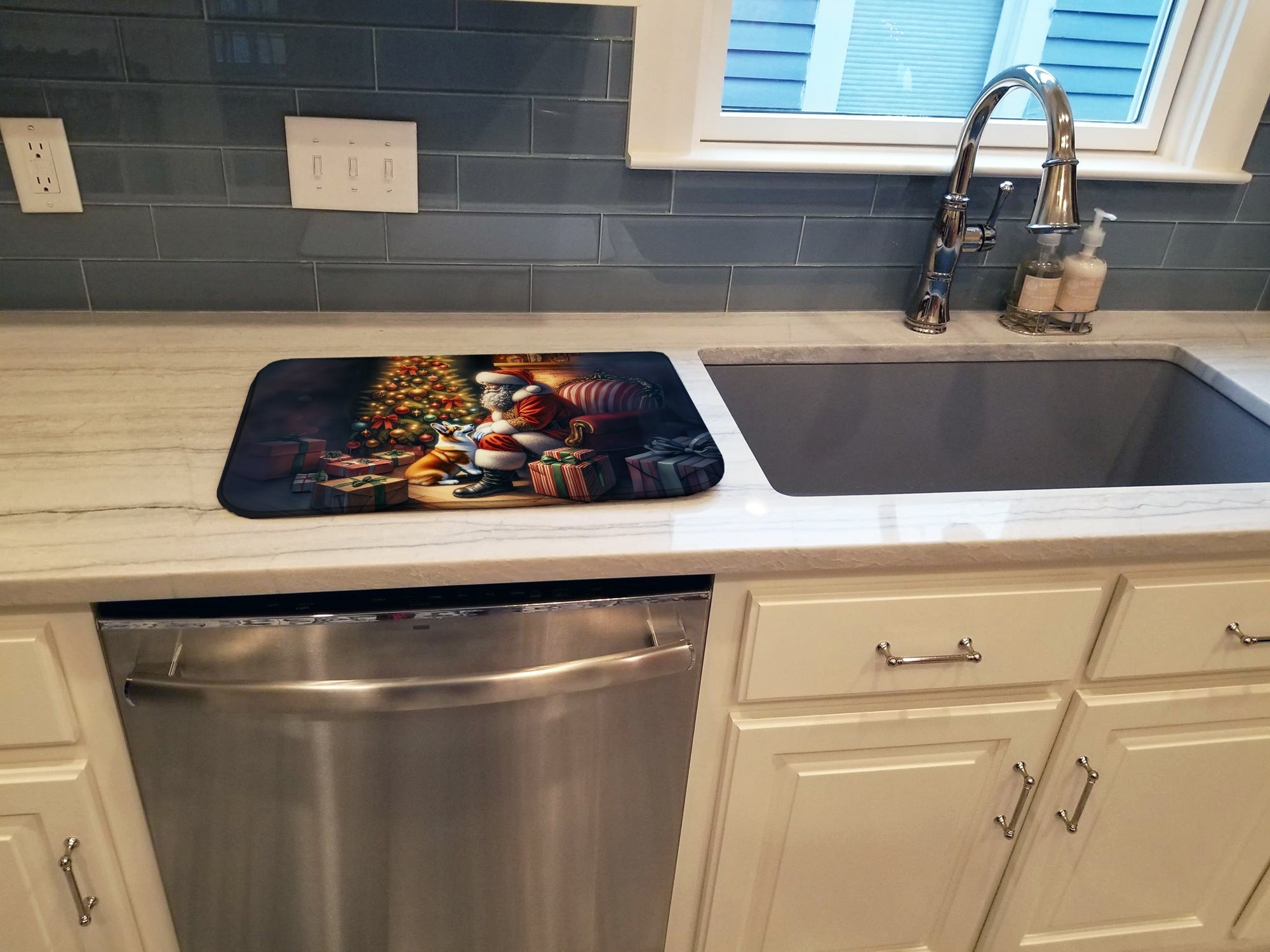 Corgi and Santa Claus Dish Drying Mat Absorbent Dish Drying Mat Pad for Kitchen Counter Dish Drainer Mat for Countertop, 14 x 21", Multicolor