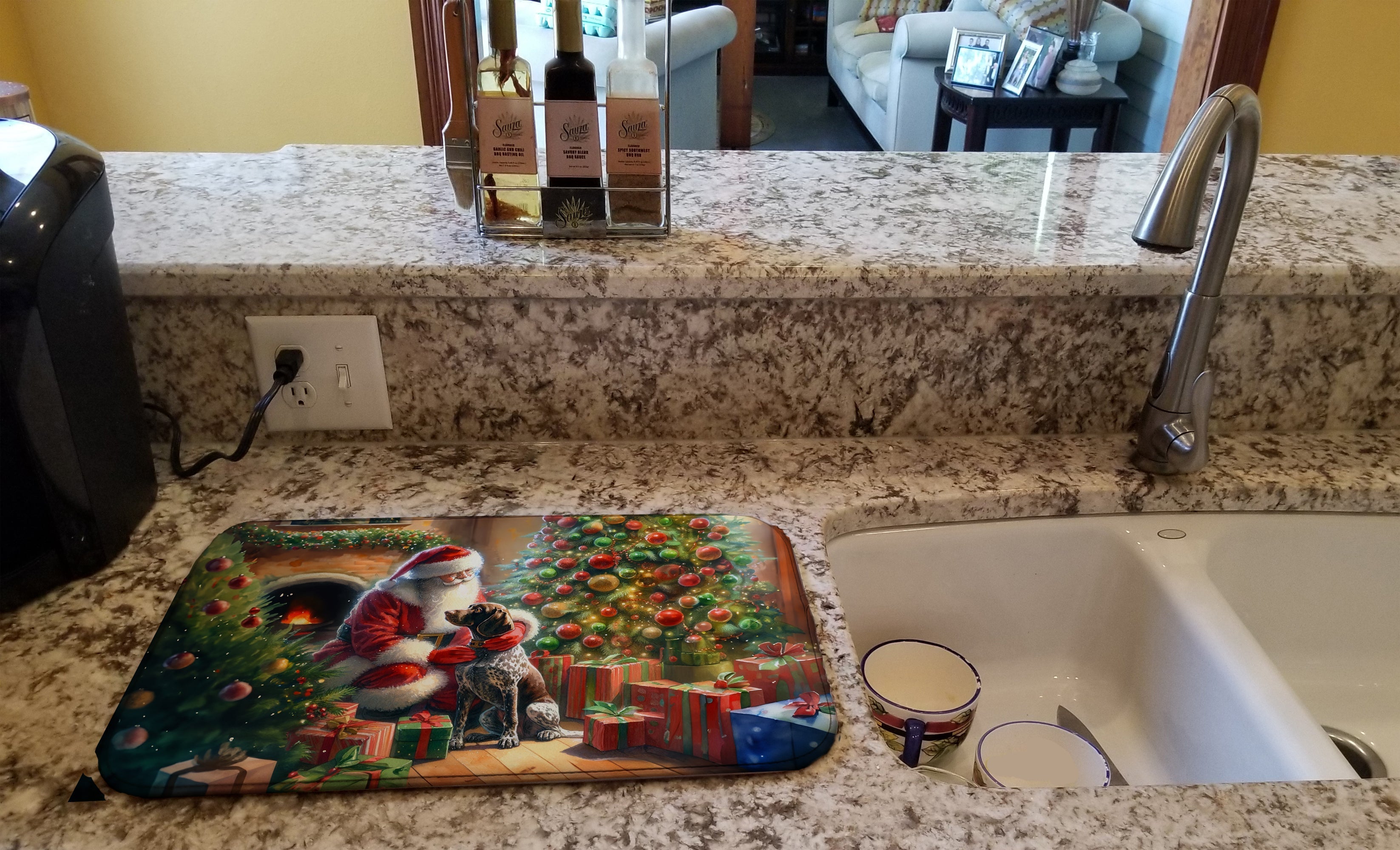 German Shorthaired Pointer and Santa Claus Dish Drying Mat Absorbent Dish Drying Mat Pad for Kitchen Counter Dish Drainer Mat for Countertop, 14 x 21", Multicolor