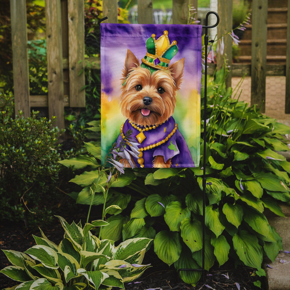 Norwich Terrier King of Mardi Gras Garden Flag Mailbox Decorative Yard Banner Outside Patio Artwork for Flower Beds, Garden Size, Multicolor