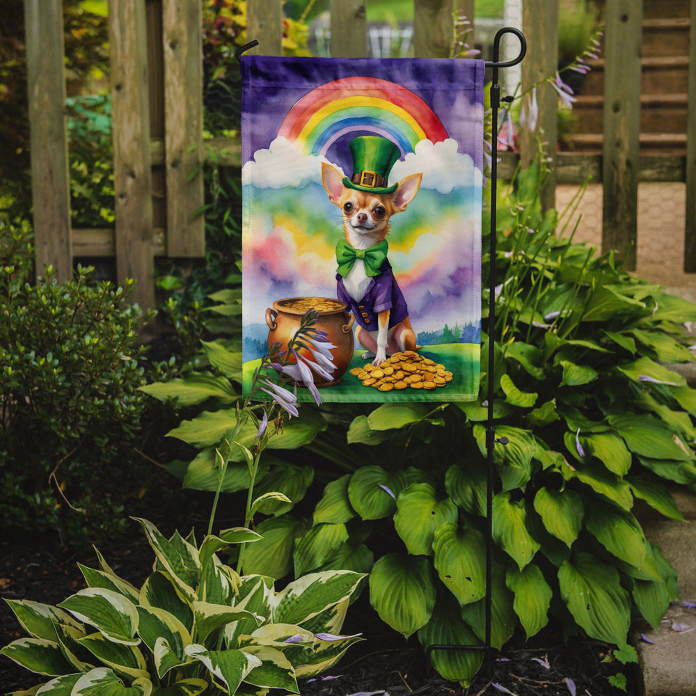 Chihuahua St Patrick's Day Garden Flag Mailbox Decorative Yard Banner Outside Patio Artwork for Flower Beds, Garden Size, Multicolor