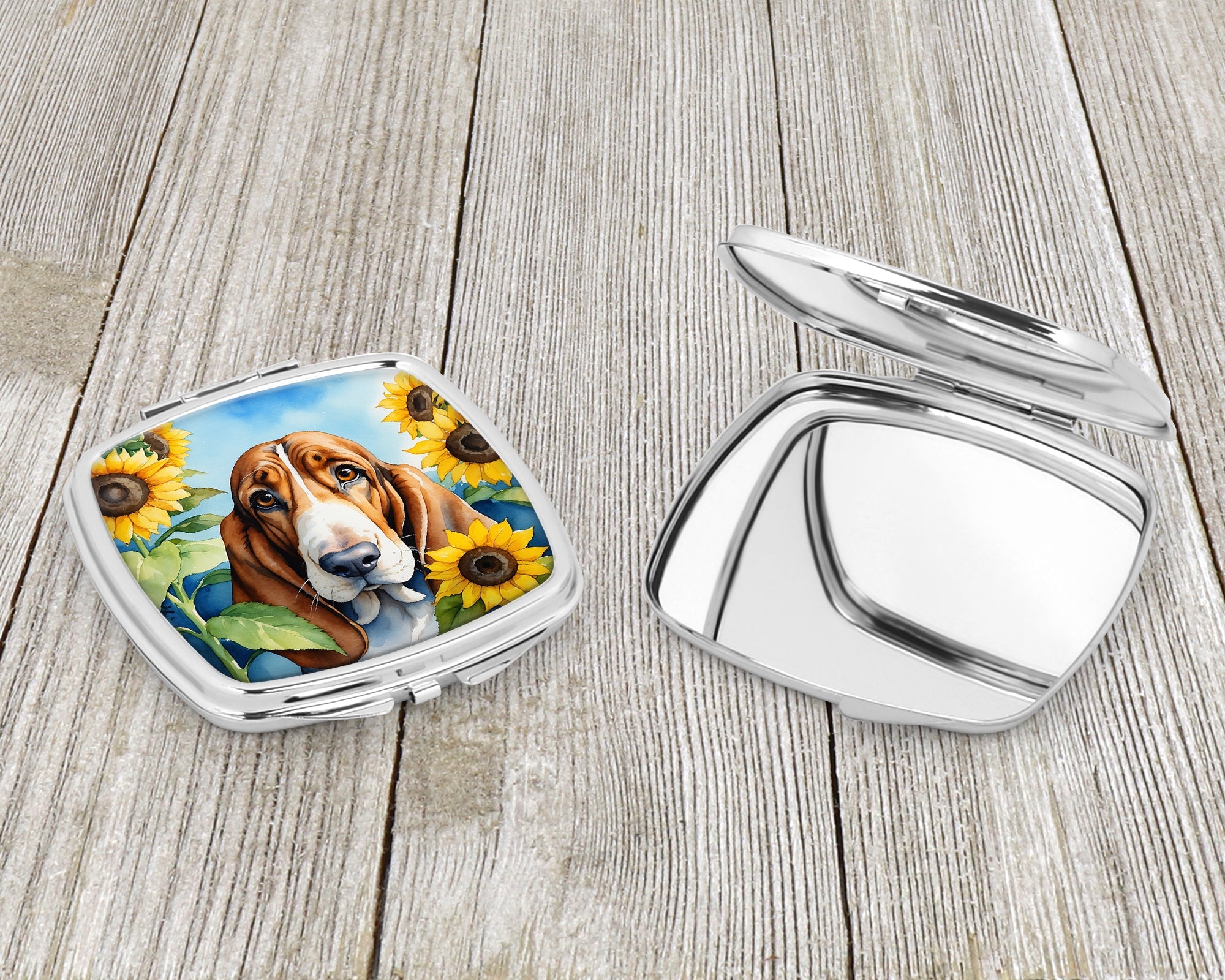 Basset Hound in Sunflowers Compact Mirror Decorative Travel Makeup Mirror for Women Girls Gifts Pocket Makeup Mirror Folding Handheld