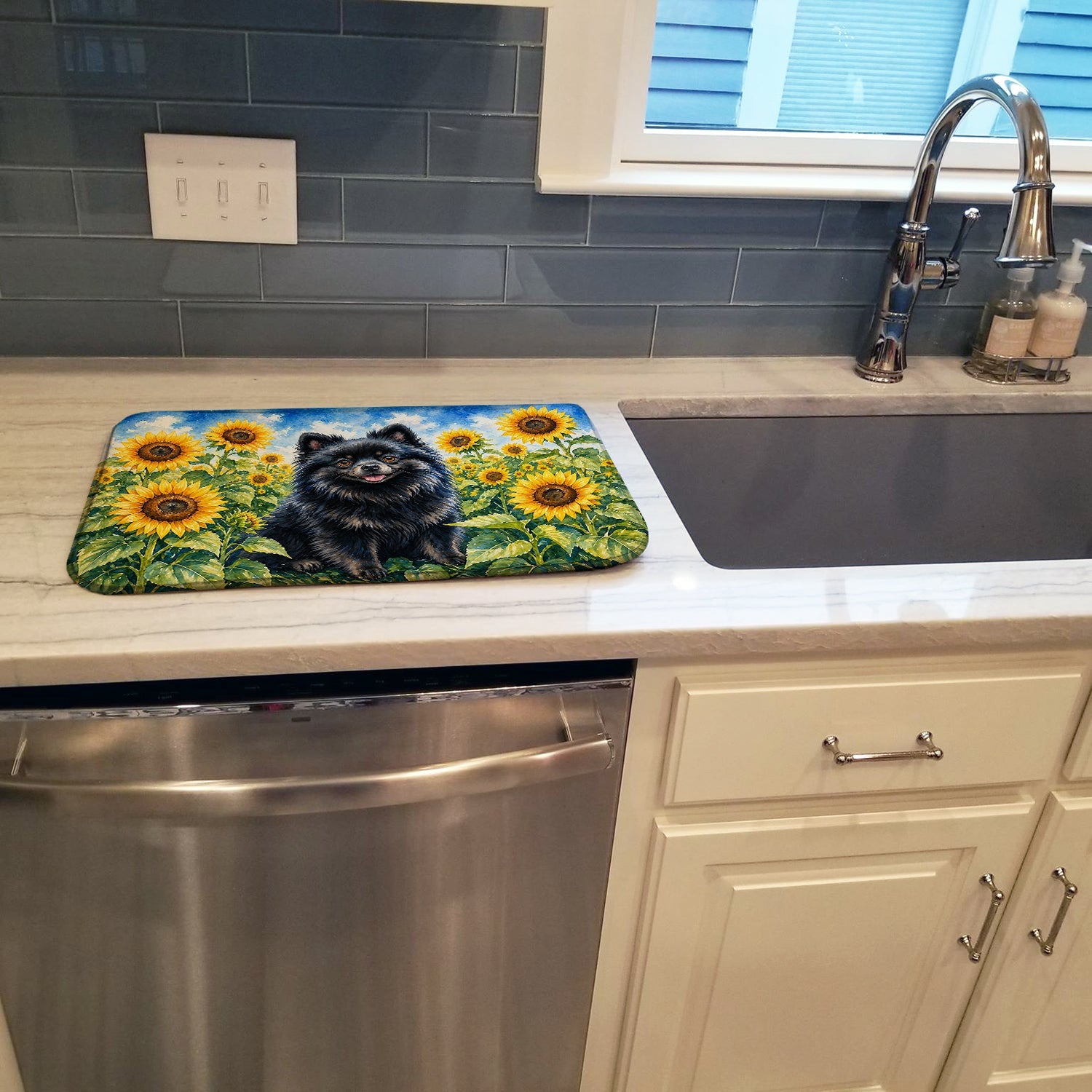 Pomeranian in Sunflowers Dish Drying Mat Absorbent Dish Drying Mat Pad for Kitchen Counter Dish Drainer Mat for Countertop, 14 x 21", Multicolor