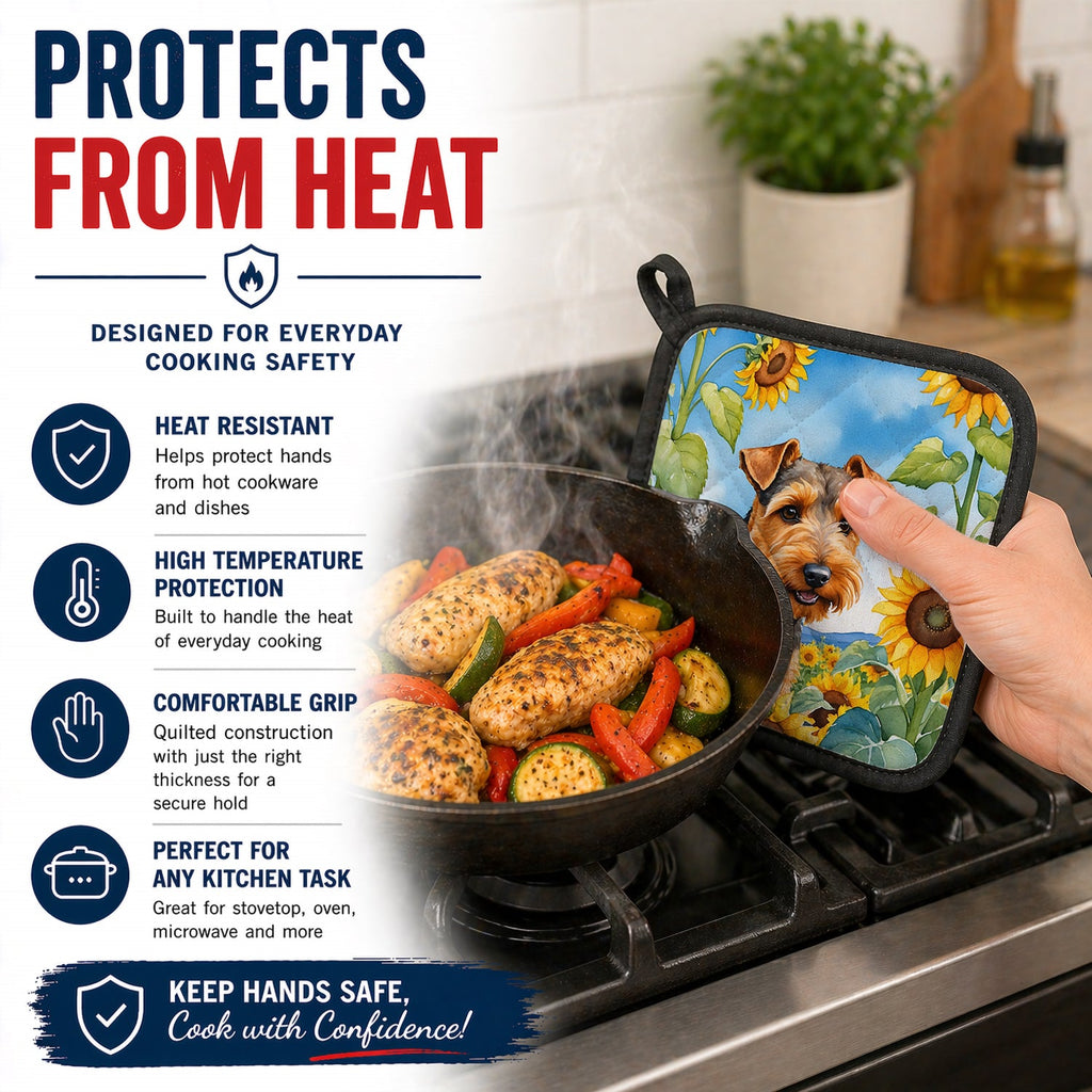 Welsh Terrier in Sunflowers Pot Holder Set of 2 Heat Resistant Quilted Hot Pads 7.5 x 7.5 Inch, Insulated Kitchen Trivets for Cooking & Baking