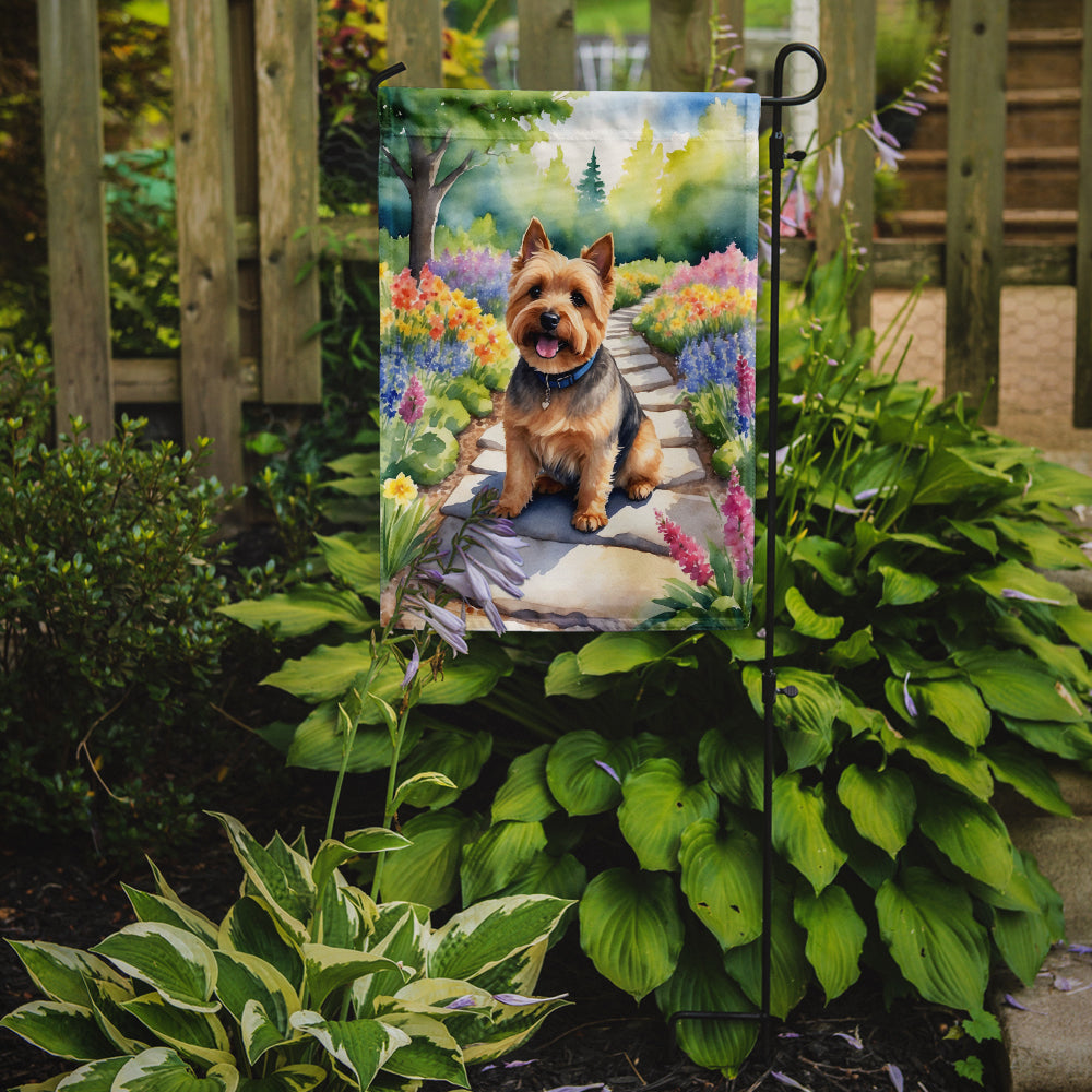 Norwich Terrier Spring Path Garden Flag Mailbox Decorative Yard Banner Outside Patio Artwork for Flower Beds, Garden Size, Multicolor