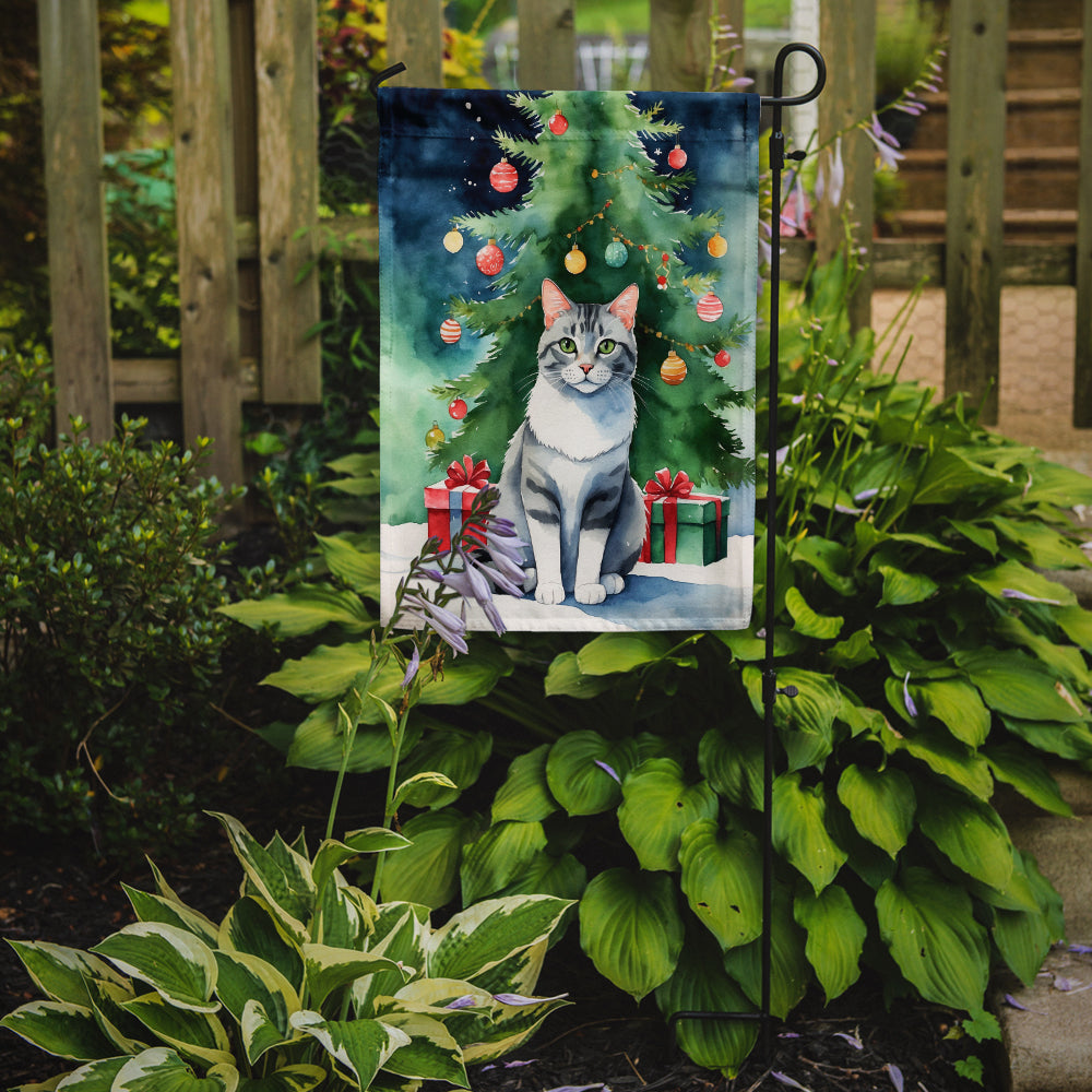 Aegean Cat By the Christmas Tree Garden Flag Mailbox Decorative Yard Banner Outside Patio Artwork for Flower Beds, Garden Size, Multicolor