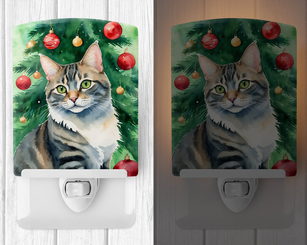 American Bobtail Cat By the Christmas Tree Ceramic Night Light Compact, UL-Certified, Ideal for Bedroom, Bathroom, Nursery, Hallway, Kitchen, 6x4x3, Multicolor