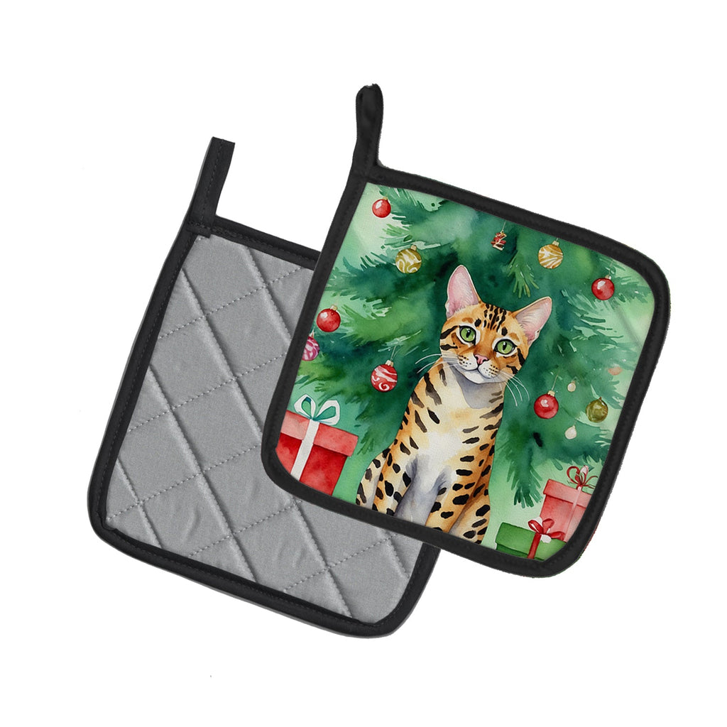 Bengal Cat By the Christmas Tree Pot Holder Set of 2 Heat Resistant Quilted Hot Pads 7.5 x 7.5 Inch, Insulated Kitchen Trivets for Cooking & Baking