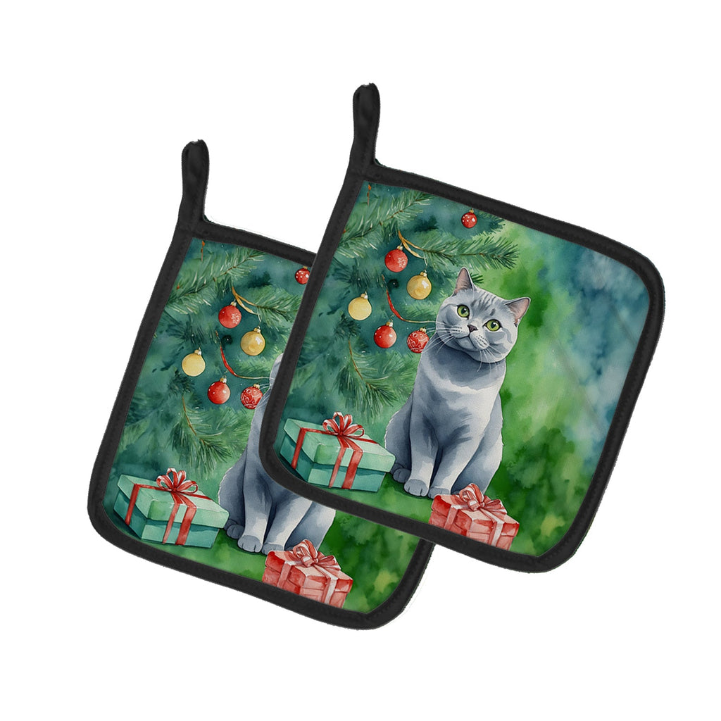 British Shorthair Cat By the Christmas Tree Pot Holder Set of 2 Heat Resistant Quilted Hot Pads 7.5 x 7.5 Inch, Insulated Kitchen Trivets for Cooking & Baking