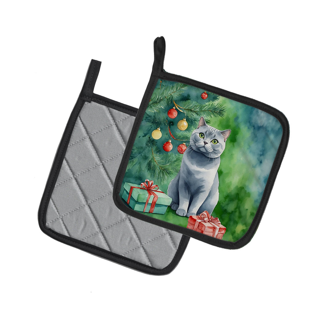 British Shorthair Cat By the Christmas Tree Pot Holder Set of 2 Heat Resistant Quilted Hot Pads 7.5 x 7.5 Inch, Insulated Kitchen Trivets for Cooking & Baking