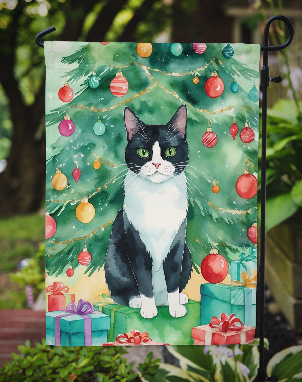 Chantilly Tiffany Cat By the Christmas Tree Garden Flag Mailbox Decorative Yard Banner Outside Patio Artwork for Flower Beds, Garden Size, Multicolor