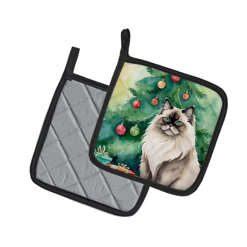 Colorpoint Longhair Cat By the Christmas Tree Pot Holder Set of 2 Heat Resistant Quilted Hot Pads 7.5 x 7.5 Inch, Insulated Kitchen Trivets for Cooking & Baking