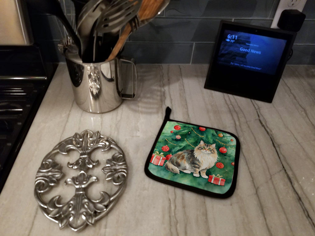 Cymric Cat By the Christmas Tree Pot Holder Set of 2 Heat Resistant Quilted Hot Pads 7.5 x 7.5 Inch, Insulated Kitchen Trivets for Cooking & Baking