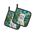 Foreign White Cat By the Christmas Tree Pot Holder Set of 2 Heat Resistant Quilted Hot Pads 7.5 x 7.5 Inch, Insulated Kitchen Trivets for Cooking & Baking