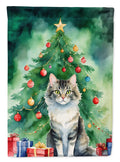 La Perm Cat By the Christmas Tree Garden Flag Mailbox Decorative Yard Banner Outside Patio Artwork for Flower Beds, Garden Size, Multicolor
