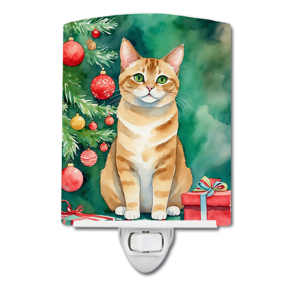 Malayan Cat By the Christmas Tree Ceramic Night Light Compact, UL-Certified, Ideal for Bedroom, Bathroom, Nursery, Hallway, Kitchen, 6x4x3, Multicolor